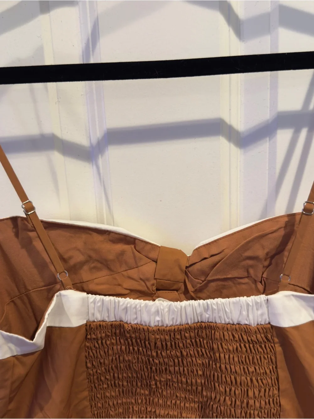 ASTR Tan Contrast-Trim Sweetheart Midi Dress - Picture 11 of 15